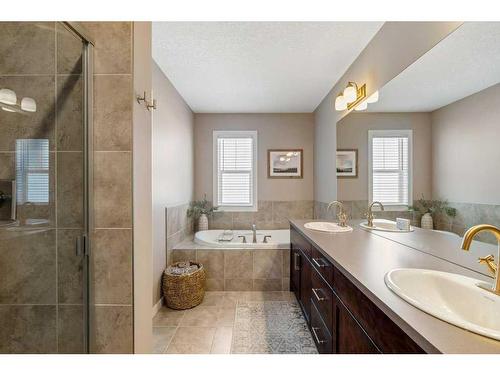 98 Marquis Common Se, Calgary, AB - Indoor Photo Showing Bathroom