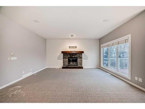 52 Auburn Sound Crescent Se, Calgary, AB - Indoor Photo Showing Living Room