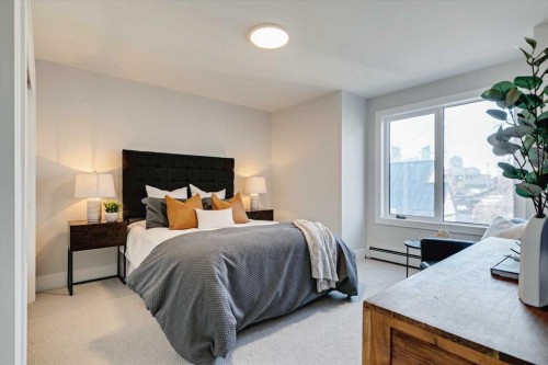 2-923 1 Avenue Nw, Calgary, AB - Indoor Photo Showing Bedroom