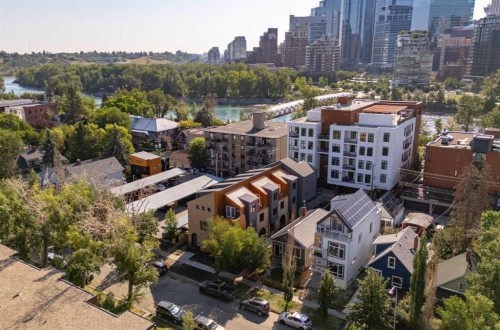 2-923 1 Avenue Nw, Calgary, AB - Outdoor With View