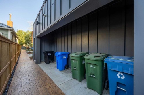 2-923 1 Avenue Nw, Calgary, AB - Outdoor With Exterior