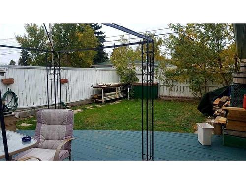 2401 40 Street Se, Calgary, AB - Outdoor With Deck Patio Veranda With Backyard