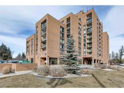 218-8604 48 Avenue NW Calgary, AB T3B 5E6