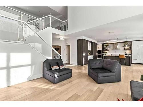 86 West Point Mews Sw, Calgary, AB - Indoor