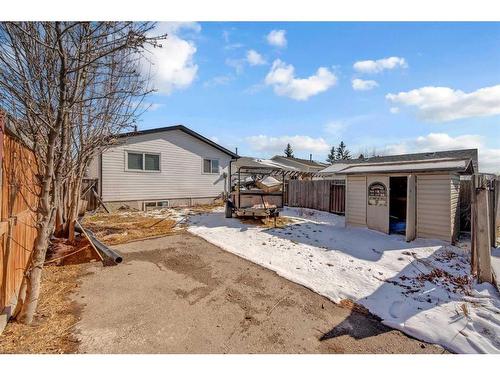 168 Faldale Close Ne, Calgary, AB - Outdoor With Exterior