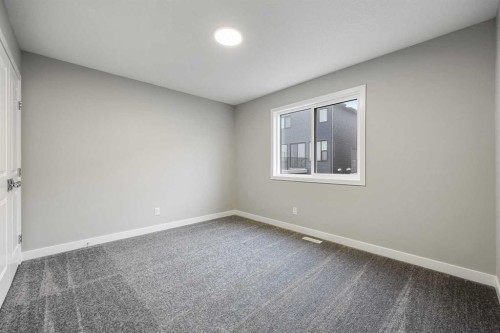 173 Edith Place Nw, Calgary, AB - Indoor Photo Showing Other Room