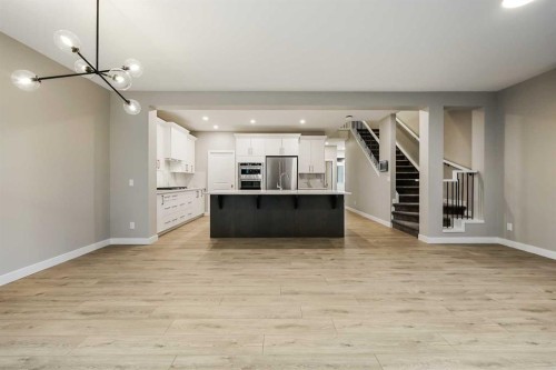 173 Edith Place Nw, Calgary, AB - Indoor Photo Showing Kitchen