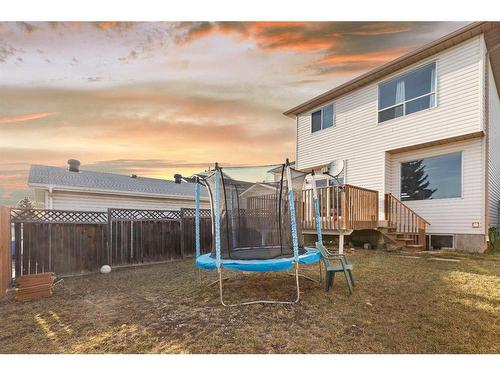 112 Costa Mesa Close Ne, Calgary, AB - Outdoor