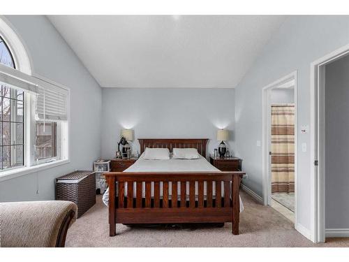 377 Country Hills Place Nw, Calgary, AB - Indoor Photo Showing Bedroom