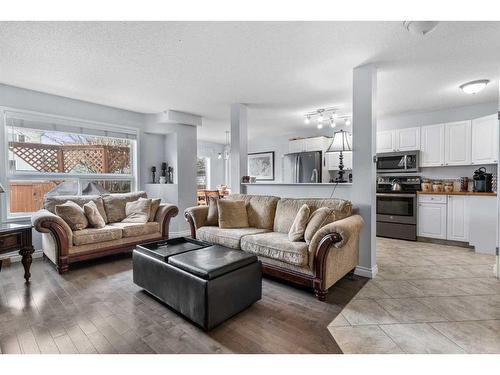 377 Country Hills Place Nw, Calgary, AB - Indoor Photo Showing Living Room