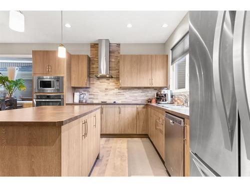 315 Evanston Way Nw, Calgary, AB - Indoor Photo Showing Kitchen With Upgraded Kitchen