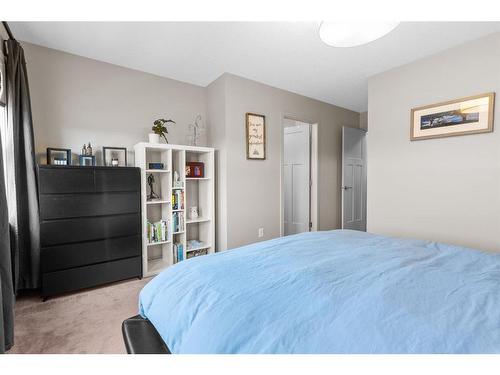 315 Evanston Way Nw, Calgary, AB - Indoor Photo Showing Bedroom