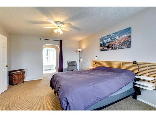 90 Valley Ponds Crescent Nw, Calgary, AB - Indoor Photo Showing Bedroom