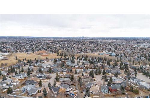 81 Shawinigan Road Sw, Calgary, AB - Outdoor With View