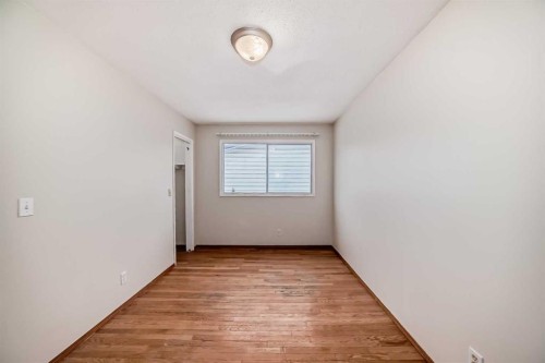 652 Queensland Drive Se, Calgary, AB - Indoor Photo Showing Other Room