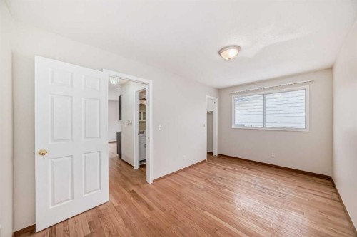 652 Queensland Drive Se, Calgary, AB - Indoor Photo Showing Other Room