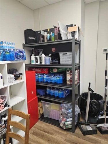 102-5809 Macleod Trail Sw, Calgary, AB 