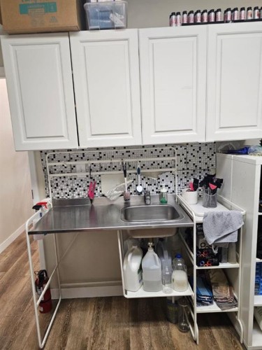 102-5809 Macleod Trail Sw, Calgary, AB 