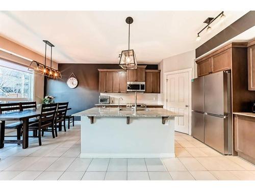 222 Cranston Gate Se, Calgary, AB - Indoor Photo Showing Kitchen