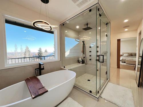 52 Patterson Crescent Sw, Calgary, AB - Indoor Photo Showing Bathroom