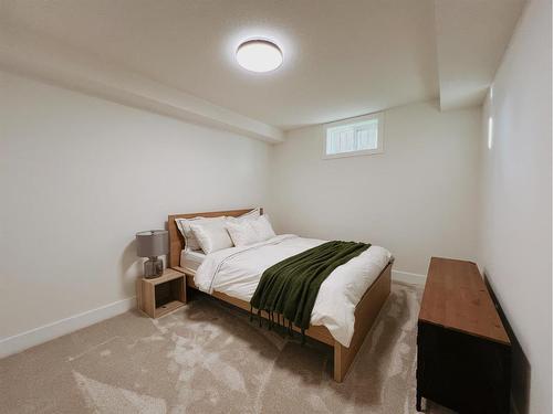 52 Patterson Crescent Sw, Calgary, AB - Indoor Photo Showing Bedroom