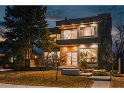 1512 21A Street NW Calgary, AB T2N 2M6