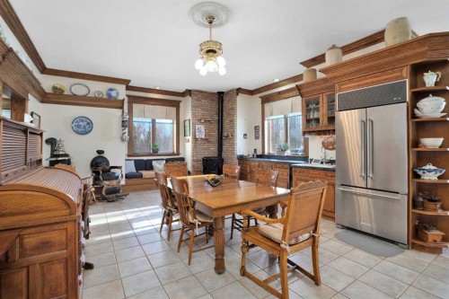 31027 Range Road 50, Rural Mountain View County, AB - Indoor Photo Showing Dining Room