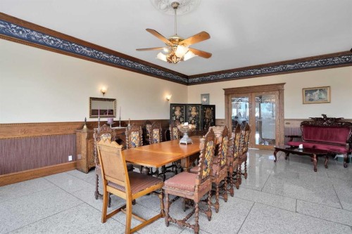 31027 Range Road 50, Rural Mountain View County, AB - Indoor Photo Showing Dining Room
