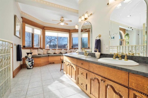 31027 Range Road 50, Rural Mountain View County, AB - Indoor Photo Showing Bathroom