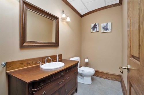31027 Range Road 50, Rural Mountain View County, AB - Indoor Photo Showing Bathroom