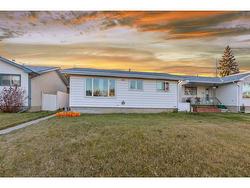 2211 43 Street SE Calgary, AB T2B 1H4