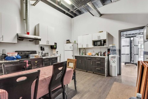 4605 12 Street Ne, Calgary, AB 