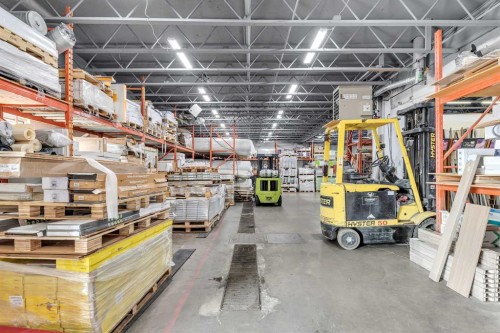 4605 12 Street Ne, Calgary, AB 