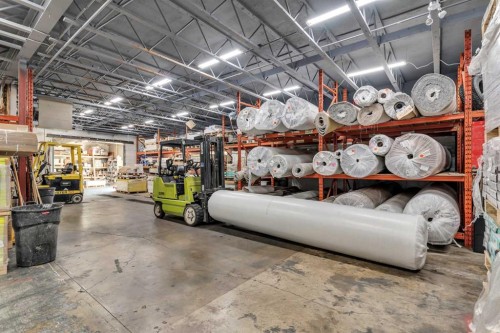 4605 12 Street Ne, Calgary, AB 