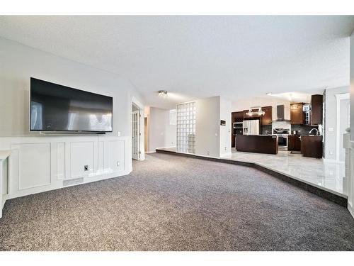 207 Hawkview Manor Circle Nw, Calgary, AB - Indoor