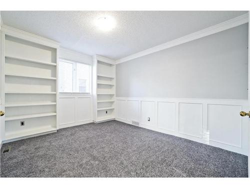 207 Hawkview Manor Circle Nw, Calgary, AB - Indoor Photo Showing Other Room