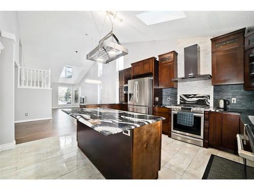 207 Hawkview Manor Circle Nw, Calgary, AB - Indoor Photo Showing Kitchen With Stainless Steel Kitchen