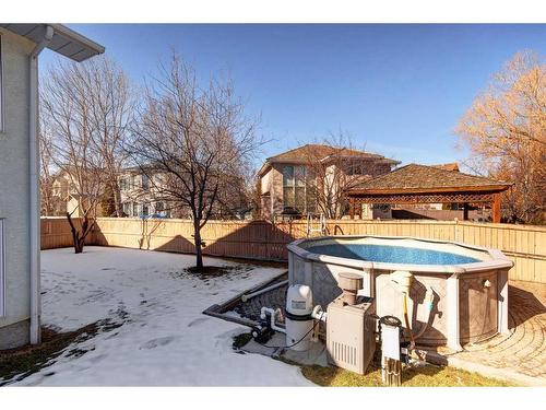 4 Evergreen Way Sw, Calgary, AB - Outdoor