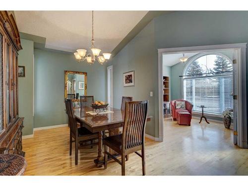 4 Evergreen Way Sw, Calgary, AB - Indoor Photo Showing Dining Room