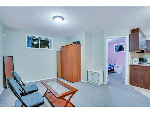 22 Saddleback Road Ne, Calgary, AB - Indoor