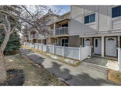 31-3015 51 Street  Calgary, AB T3E 6N5