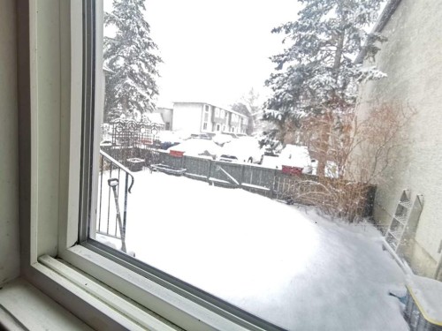 97-4936 Dalton Drive Nw, Calgary, AB - Outdoor