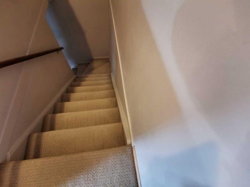 97-4936 Dalton Drive Nw, Calgary, AB - Indoor Photo Showing Other Room