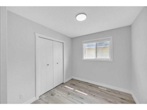 215 Coral Springs Circle Ne, Calgary, AB - Indoor Photo Showing Other Room