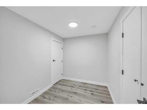 215 Coral Springs Circle Ne, Calgary, AB - Indoor Photo Showing Other Room