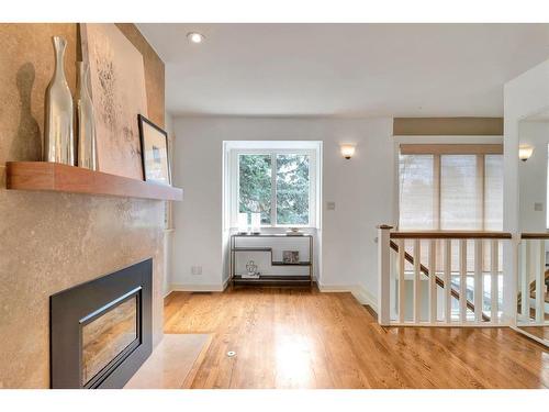 4316 Anne Avenue Sw, Calgary, AB - Indoor With Fireplace