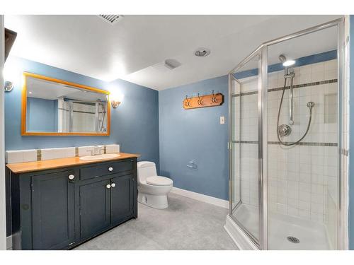 4316 Anne Avenue Sw, Calgary, AB - Indoor Photo Showing Bathroom