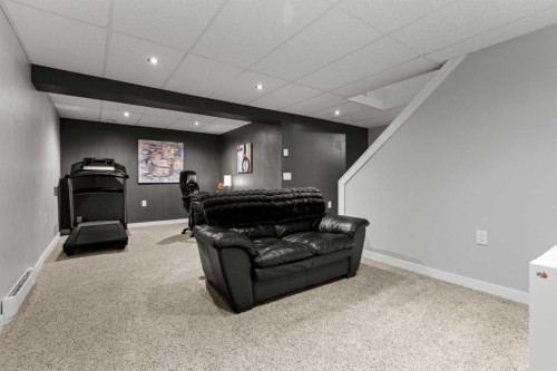 17 Welch Crescent, Okotoks, AB - Indoor