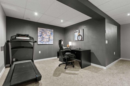 17 Welch Crescent, Okotoks, AB - Indoor Photo Showing Office