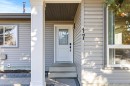 17 Welch Crescent, Okotoks, AB  - Outdoor With Exterior 